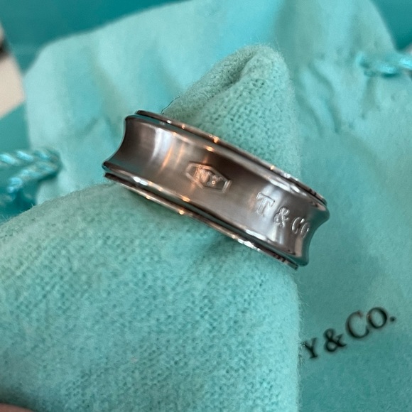 ❌SOLD ❌Tiffany & Co. Men’s Galaxy collection ring size 10 - Picture 8 of 8